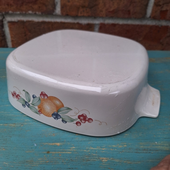 Corningware Abundance Berries Orange Leaves Bakeware Casserole Dish RARE Vintage - Picture 3 of 11